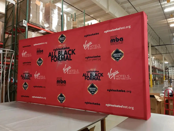 Our 15ft Straight Pop Up Fabric Display is one of easiest and most popular displays that features a lightweight durable